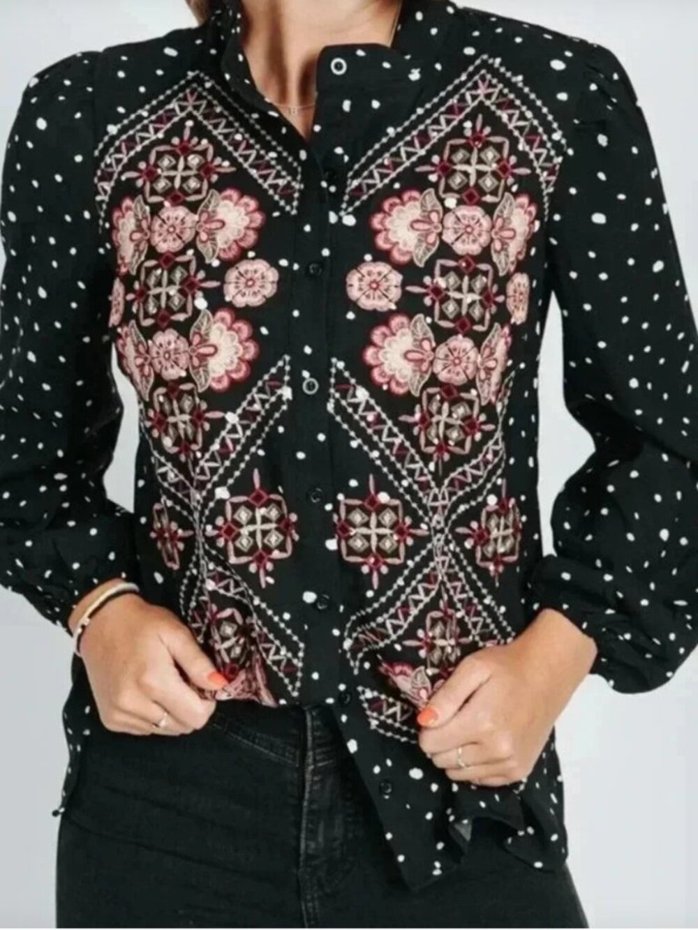 Savanna Jane Piper And Scoot Janae Spotted Embroidered Blouse In Black, Sz Large